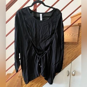 Desiree Klein black blouse w string ruching- L/XL